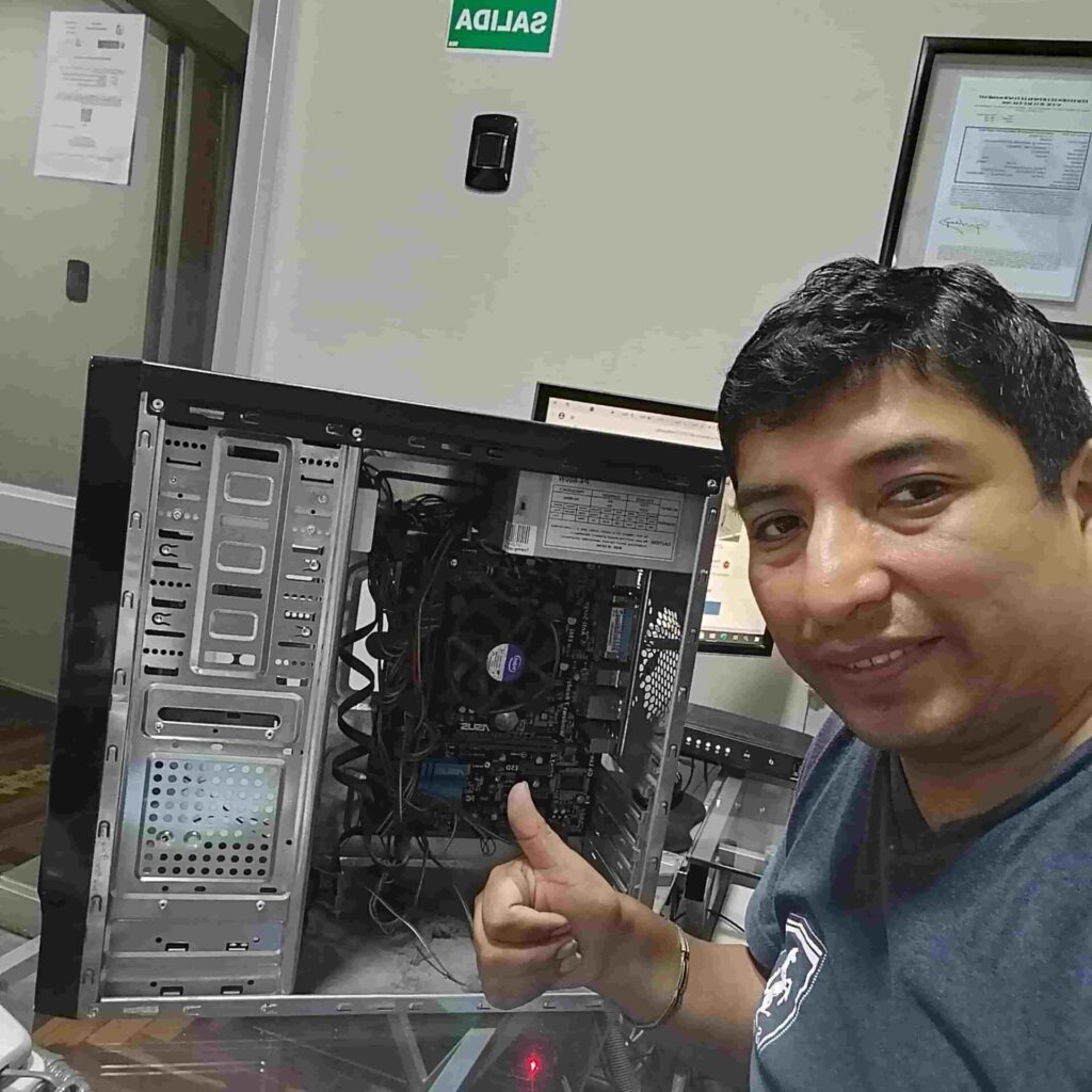 Tecnico de reparacion de laptops